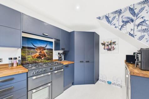 CAM01835G0-PR0322...