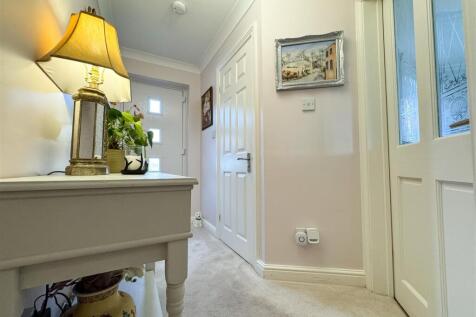ENTRANCE HALLWAY