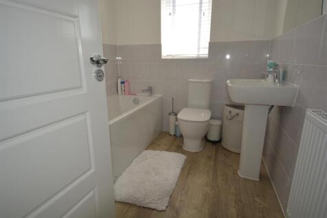 Latham Vale Bathroom.JPG