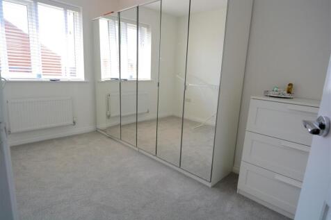 Latham Vale Bed 2.jpg