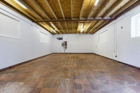 CAM00829P1-PR0230-STILL02