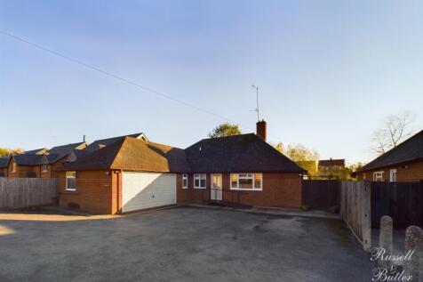 CAM01995G0-PR0216-STILL011