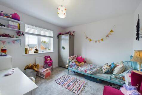 CAM02127G0-PR0215-STILL025