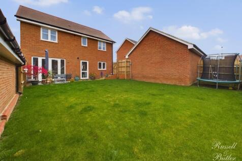 CAM02127G0-PR0215-STILL031