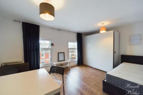 CAM01995G0-PR0227-STILL001