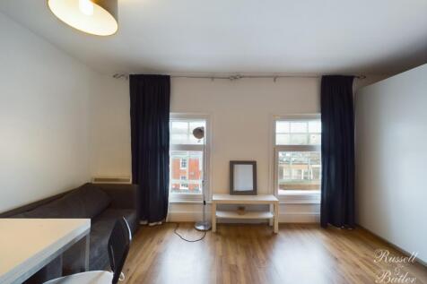 CAM01995G0-PR0227-STILL003