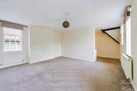 CAM02127G0-PR0018-STILL005