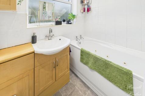 CAM01995G0-PR0282-STILL020