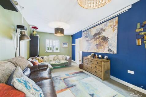 CAM01995G0-PR0301-STILL005