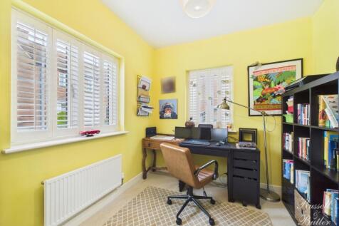 CAM01995G0-PR0301-STILL001