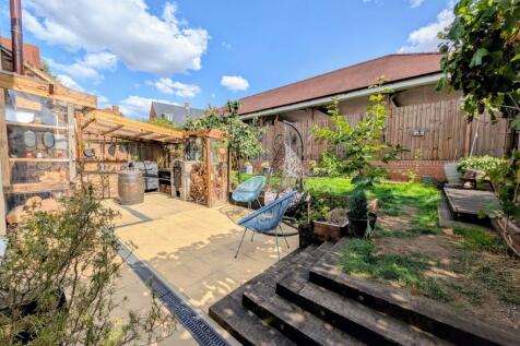 2d8ab282-d236-42e2-9a8b-809f62817a151