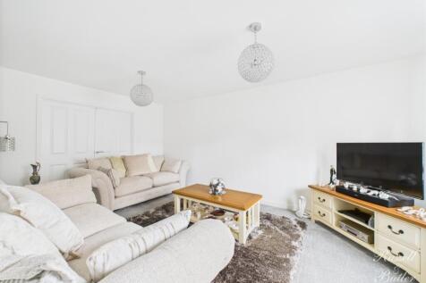 CAM01995G0-PR0320-STILL019