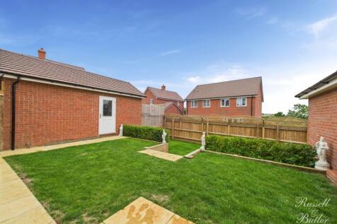 CAM01995G0-PR0320-STILL010