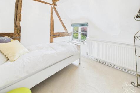 CAM01995G0-PR0324-STILL041