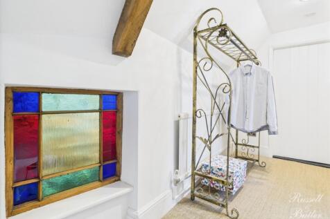 CAM02127G0-PR0324-STILL012