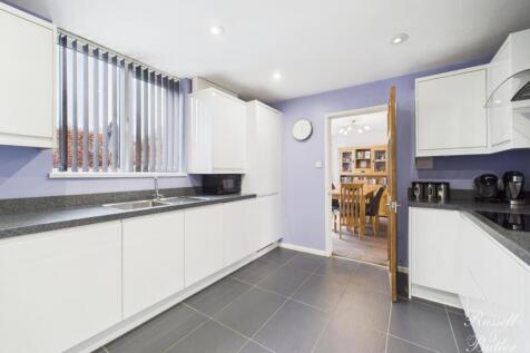 CAM02127G0-PR0371-STILL007