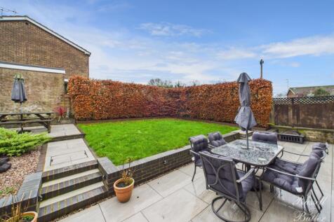 CAM02127G0-PR0371-STILL018