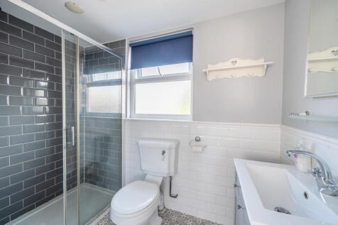 3-682218ec793e7-1...