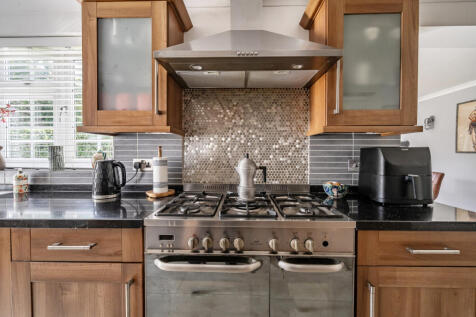 1359136-17-68d3fc...