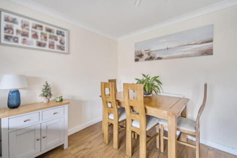 1365484-10-68e928...