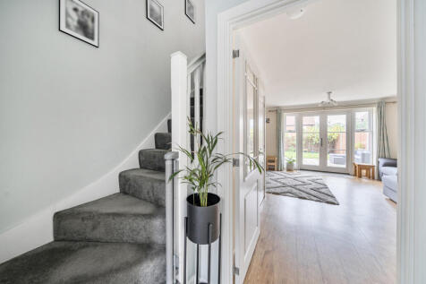 1365484-12-68e929...