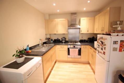 Open Plan Lounge / Kitchen