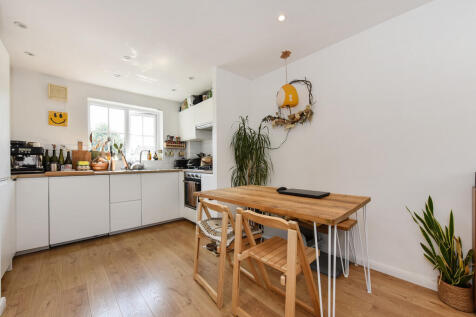 37 Speldhurst roa...