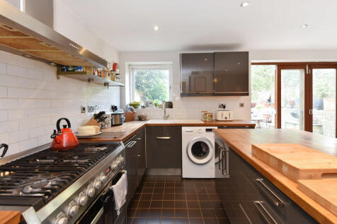 27 Southborough r...