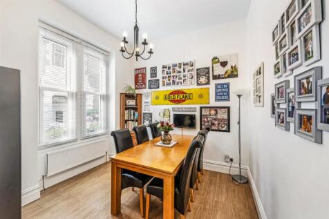 Dining Area.jpg