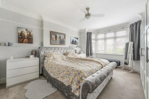 Bedroom One.jpg