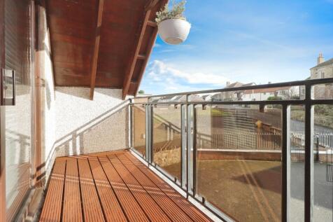 Balcony 2