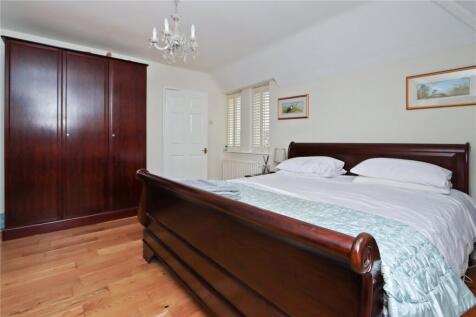 Main Bed Pic 2