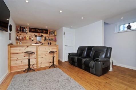 Entertainment Room 2