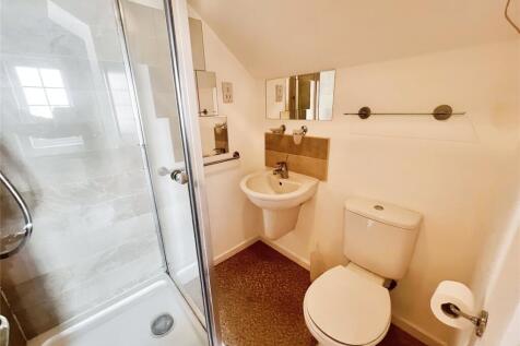 En Suite Shower WC