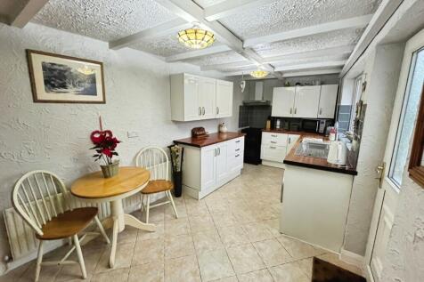 Kitchen/Breakfast Ro