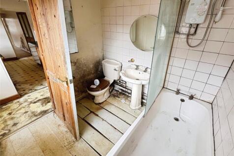 Bathroom No. 14