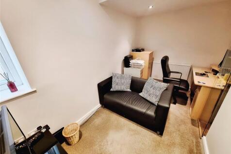 Family Room/Study