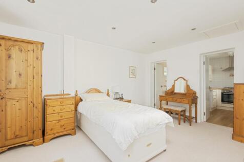 Bedroom 4/Annex