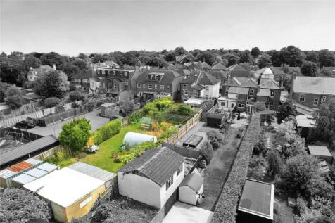 Overview Rear Garden