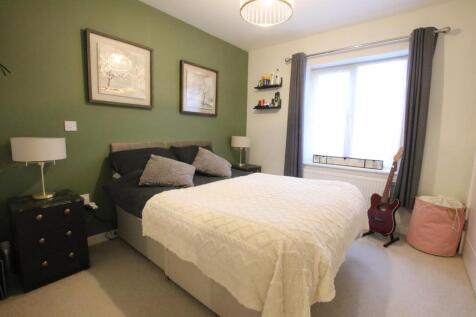 Bedroom.JPG