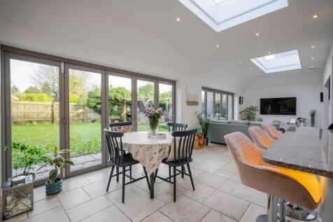 dining space.jpg