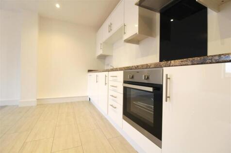 Kitchen2.jpg