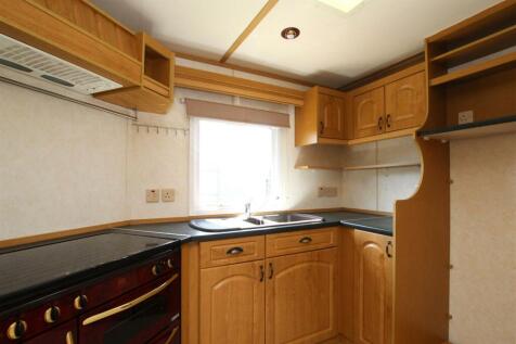Caravan Kitchen - Copy.JPG