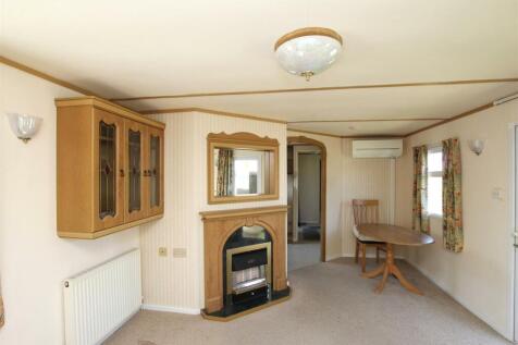 Caravan Living Room - Copy.JPG