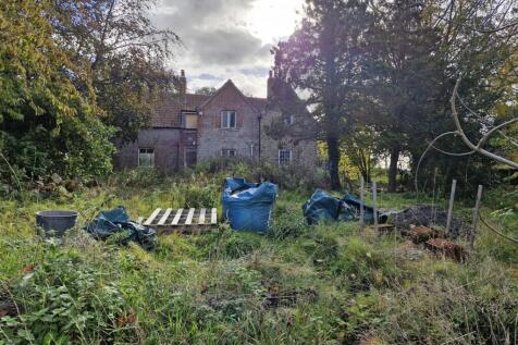 Tudor Cottage - c.jpg
