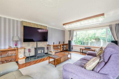 8573874-interior71.jpg