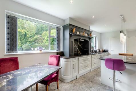 8573874-interior23.jpg