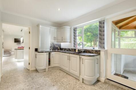 8573874-interior08.jpg