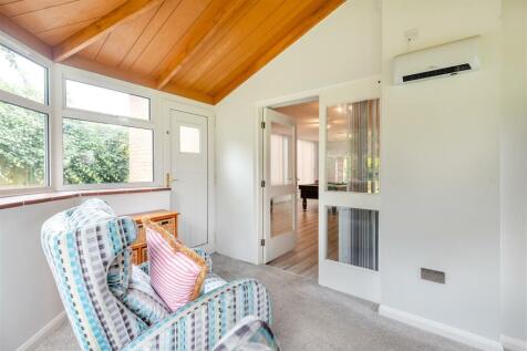 8573874-interior07.jpg