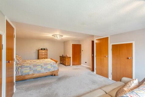 8573874-interior61.jpg